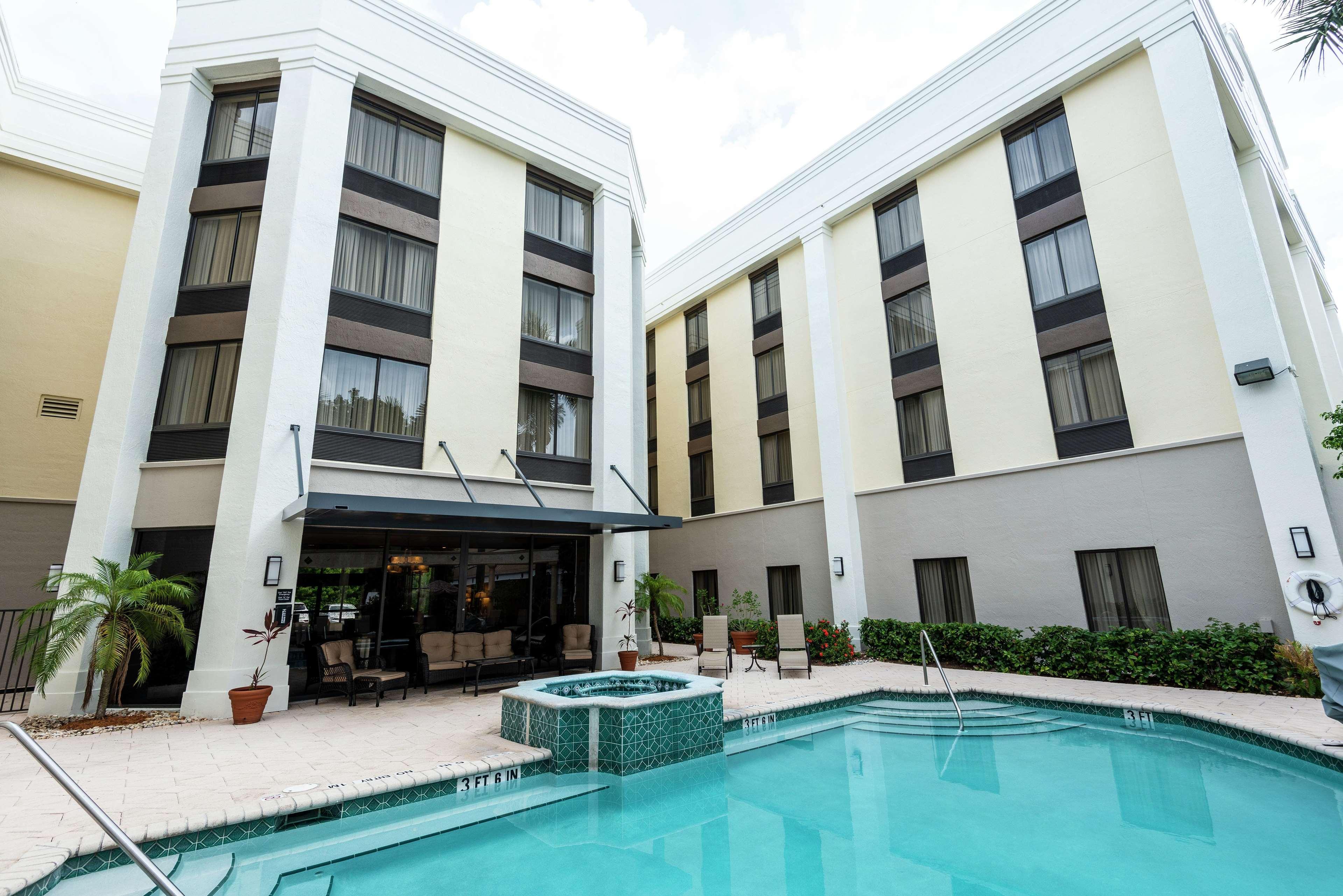 Hampton Inn Бока-Ратон Экстерьер фото