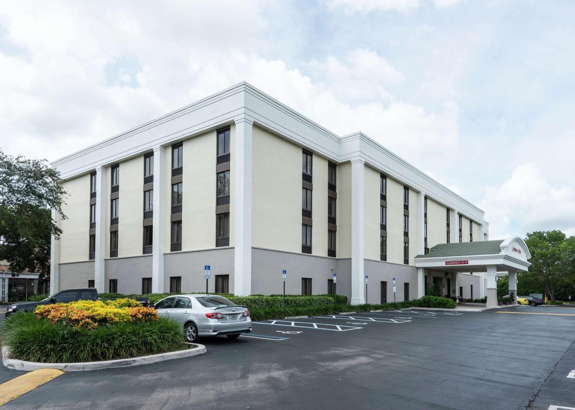 Hampton Inn Бока-Ратон Экстерьер фото