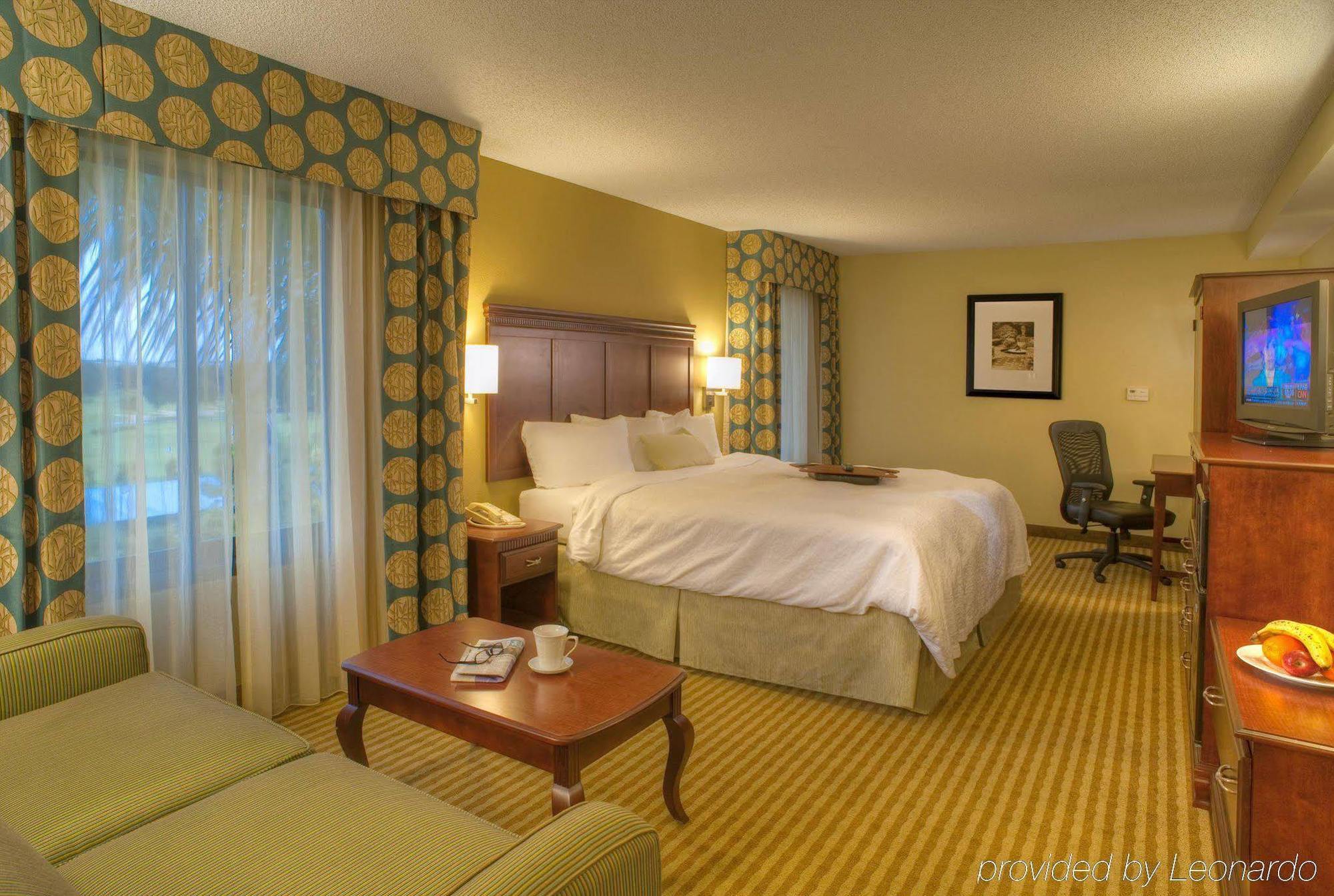 Hampton Inn Бока-Ратон Экстерьер фото