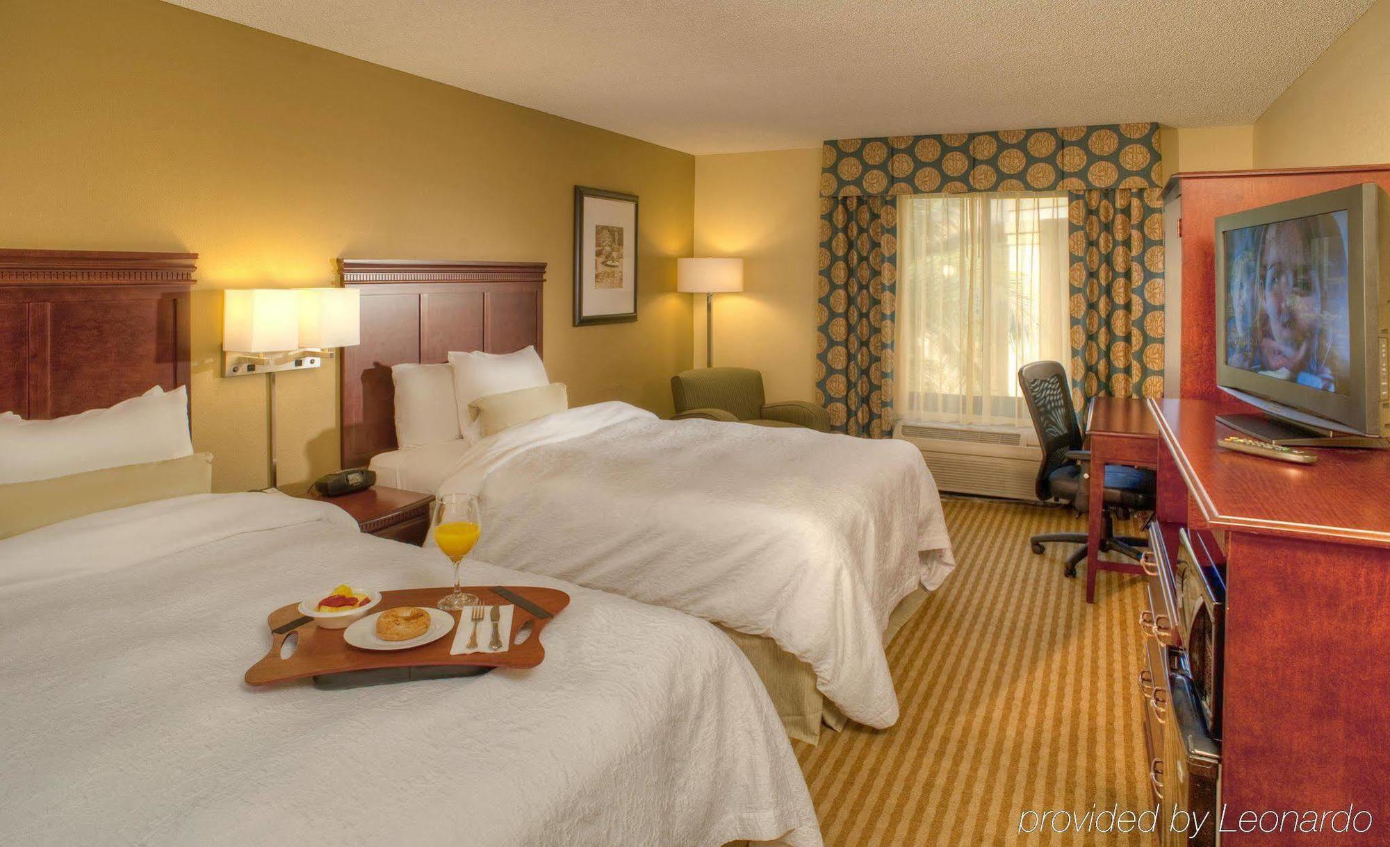 Hampton Inn Бока-Ратон Экстерьер фото